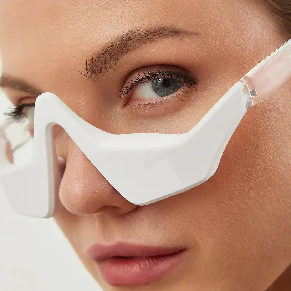 GlowLens™ Under-Eye Red Light Therapy